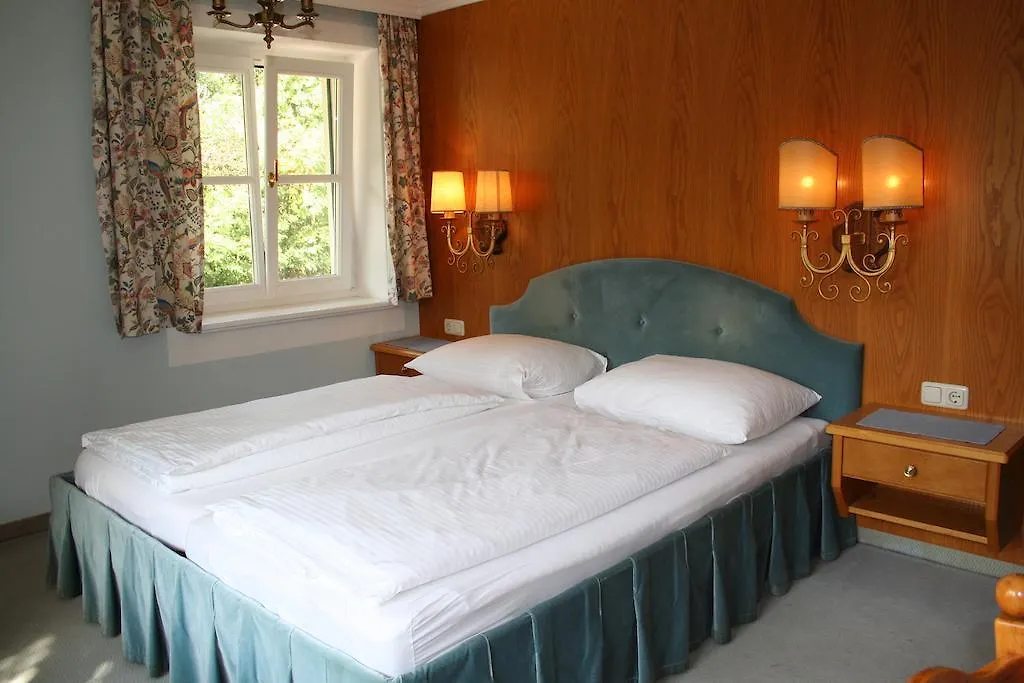 Gasthaus Ueberfuhr Elsbethen 3*,  Austria
